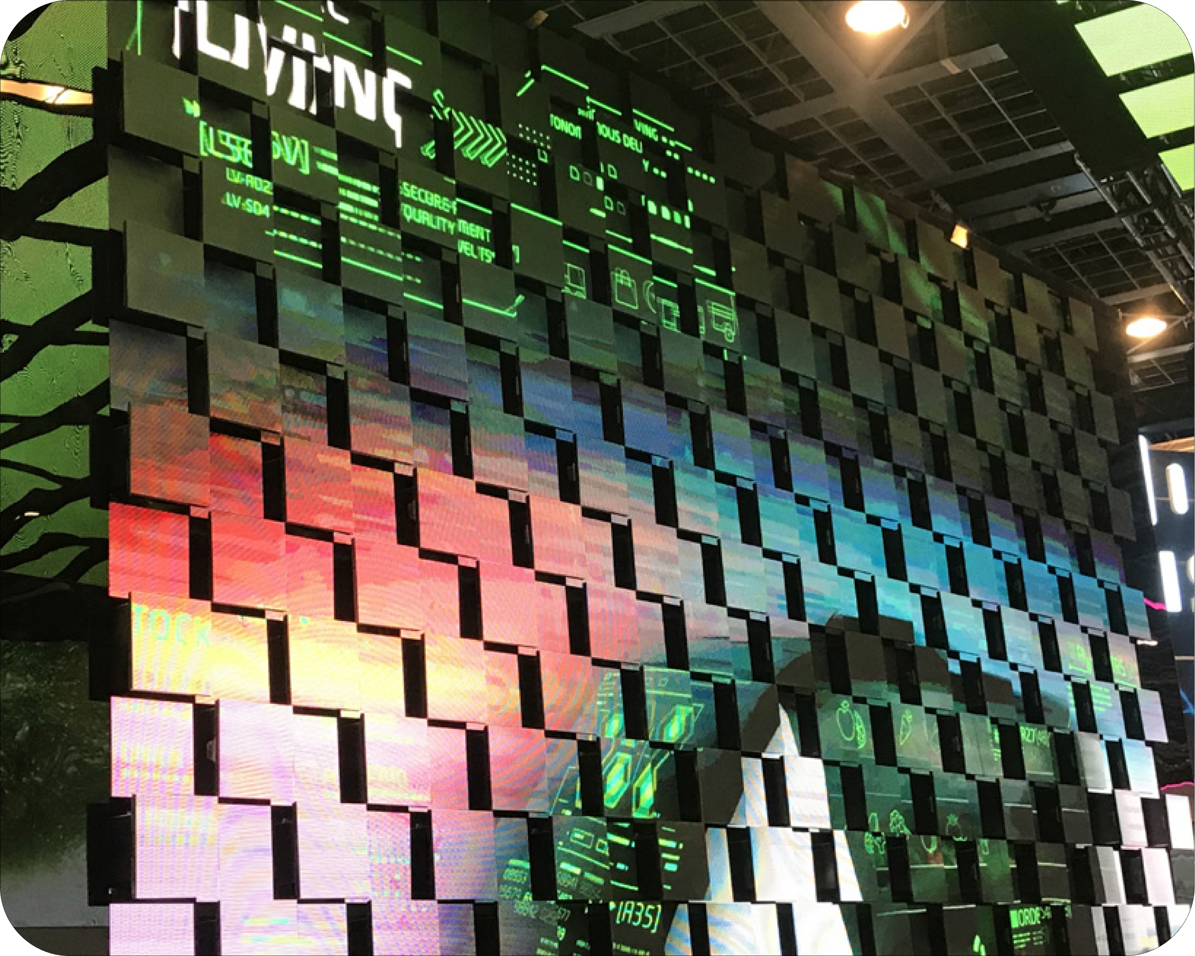 Kinetic LED screen