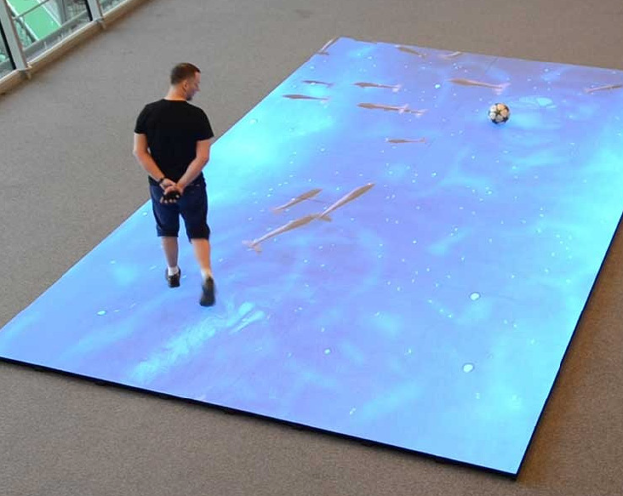 Interactive floor screen